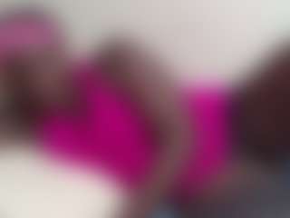 Live cam show with smiley - Fullynaked on Mixed Magazine Live