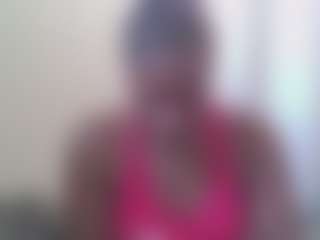 Live cam show with smiley - Bedroom Ebony on live.xbliss.ai