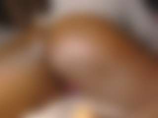 Live cam show with sexyebonygoddess - Bedroom on camwithhim.com