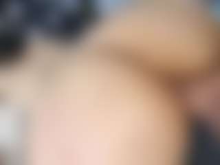 Live cam show with Luna and Mike - Curvy MILF on Camsoda