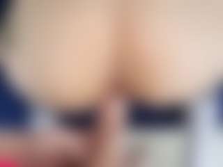 Live cam show with Luna and Mike - Athletic Young Adult on sexylive.show