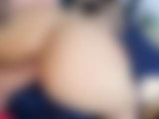 Live cam show with Luna and Mike - Big Ass on Mixed Magazine Live