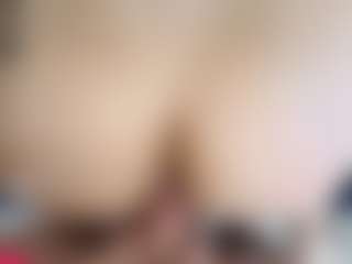 Live cam show with Luna and Mike - Blowjob on Camsoda