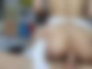 Live cam show with Luna and Mike - Creampie on StripNow