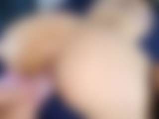 Live cam show with Luna and Mike - Tease on Camsoda