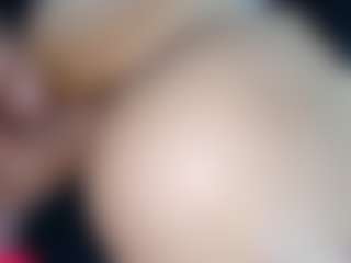 Live cam show with Luna and Mike - Curvy MILF on Camsoda