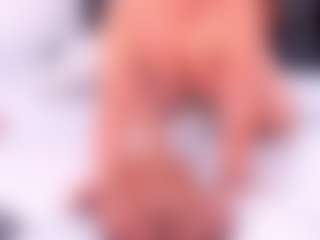 Live cam show with Alessia - Mature on SmokeAndPoke