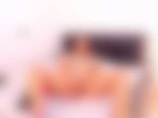 Live cam show with Alessia - Middle Aged on infinitiblacc.com