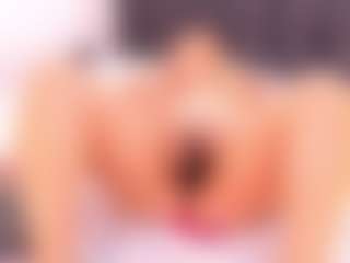 Live cam show with Alessia - Blonde Hair on Lustler