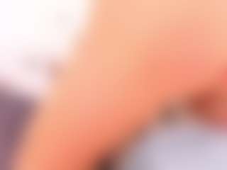 Live cam show with Alessia - Mature on hrnylive.com