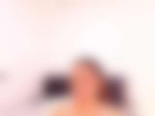 Live cam show with Alessia - Blonde Hair Middle Aged on testsause.com