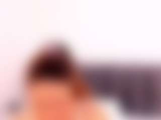 Live cam show with Alessia - Blonde Hair Middle Aged on Milfs Live