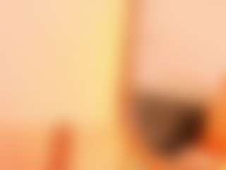 Live cam show with Alessia - Blonde Hair Middle Aged on xfollow cams