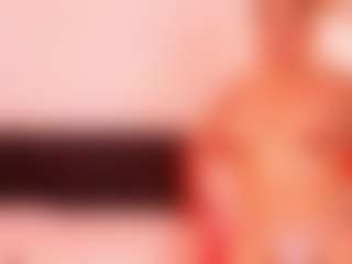 Live cam show with Alessia - Middle Aged on Camsoda