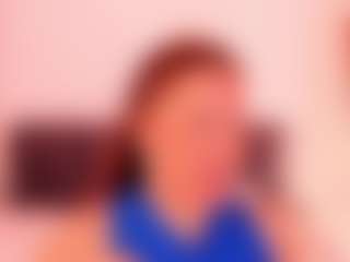Live cam show with Alessia - Mature on Fit Hotties