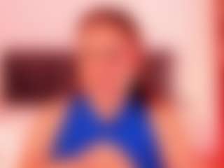 Live cam show with Alessia - Double Penetration on live18s.com