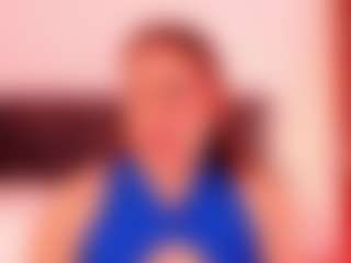 Live cam show with Alessia - Amateur Mature on UwU Esports