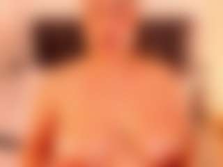 Alessia's Live Sex Cam Show
