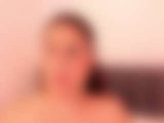 Live cam show with Alessia - Double Penetration on Camsoda