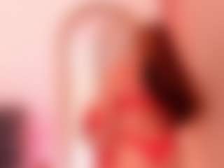 Live cam show with Alessia - Mature on Camsoda