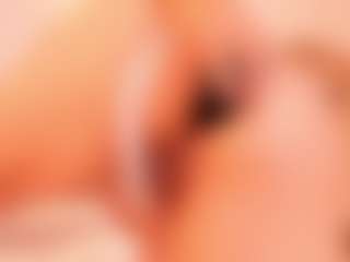 Live cam show with Alessia - Blonde Hair Middle Aged on CamwithHer