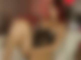 Live cam show with iam-rojita - Bedroom Red Hair on Camiplay Live