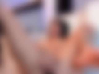 Live cam show with saracorraless - Facial Piercings on slutload