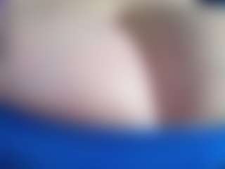 bigbittiesandfun's Live Sex Cam Show