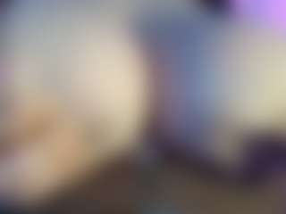 Live cam show with bigbittiesandfun - Chubby on Soda Cam