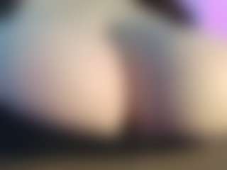 bigbittiesandfun's Live Sex Cam Show