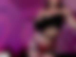Live cam show with Saraa-fox - Young Adult on livesuperchat.net