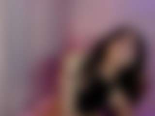 Live cam show with Saraa-fox - Athletic on xxxlivecams.org