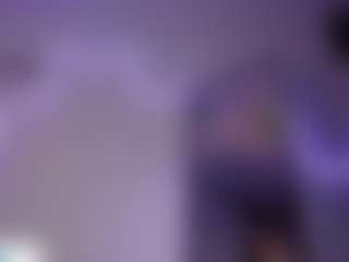 Live cam show with Saraa-fox - Athletic Brown Eyes on Soda Cam