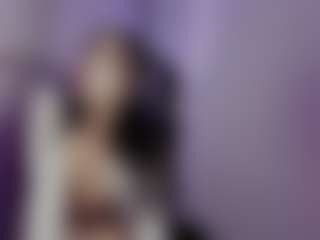 Live cam show with Saraa-fox - Curvy Young Adult on WildCum