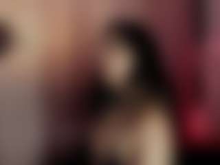 Live cam show with Saraa-fox - Athletic BBW on CamwithHer
