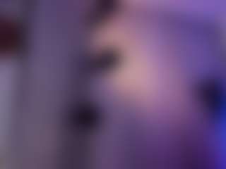 Live cam show with Saraa-fox - Kinky on Big Tits