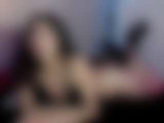 Live cam show with Saraa-fox - Athletic BBW on Camming Site
