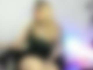 shiira's Live Sex Cam Show
