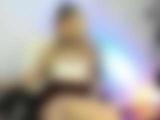 Live cam show with shiira - Average on Camsoda
