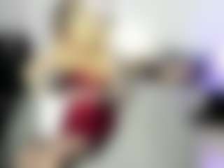 Live cam show with shiira - Tease on Camming Site