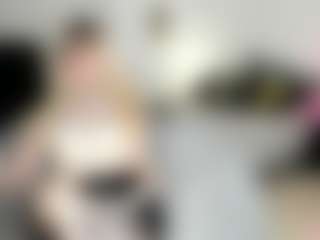 shiira's Live Sex Cam Show