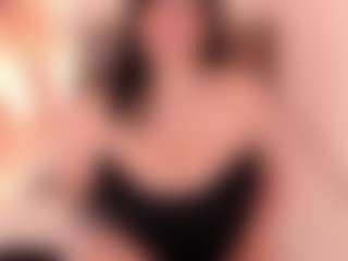Live cam show with AbbyHertsson - Brown Eyes on Milfs Live
