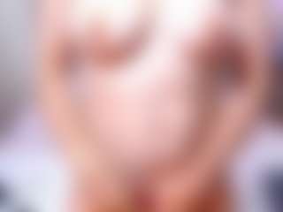 chanell-mkain's Live Sex Cam Show