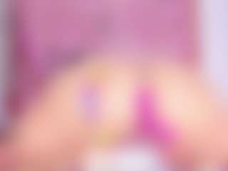 Live cam show with CherryBlossom - Horny on Spunkpage