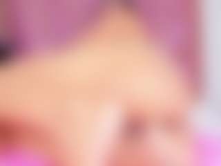 Live cam show with CherryBlossom - Double Penetration on Gym Cam Girls