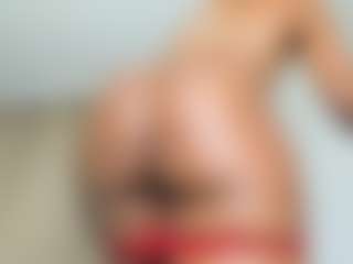 GENESISSANDOVAL MILF webcam performer live streaming
