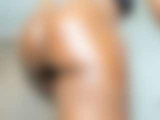 Live cam show with GENESISSANDOVAL - Mature on Lustler