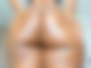 Live cam show with GENESISSANDOVAL - Middle Aged on madthumbs