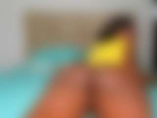 Live cam show with GENESISSANDOVAL - Middle Aged on Camsoda