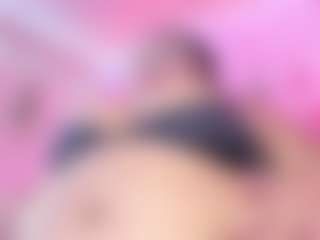 Live cam show with hurrenmatt - Shaved Pussy Curvy on Free Soda